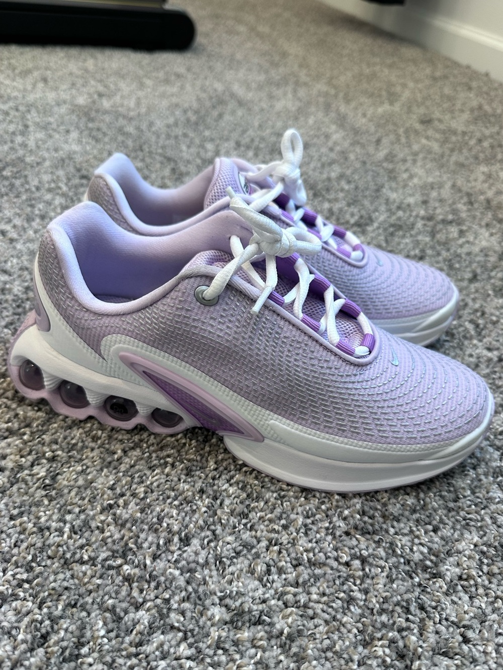 Youth Girls 5 Nike Air Max Lavender Athletic Sneakers - Lightweight Comfort
